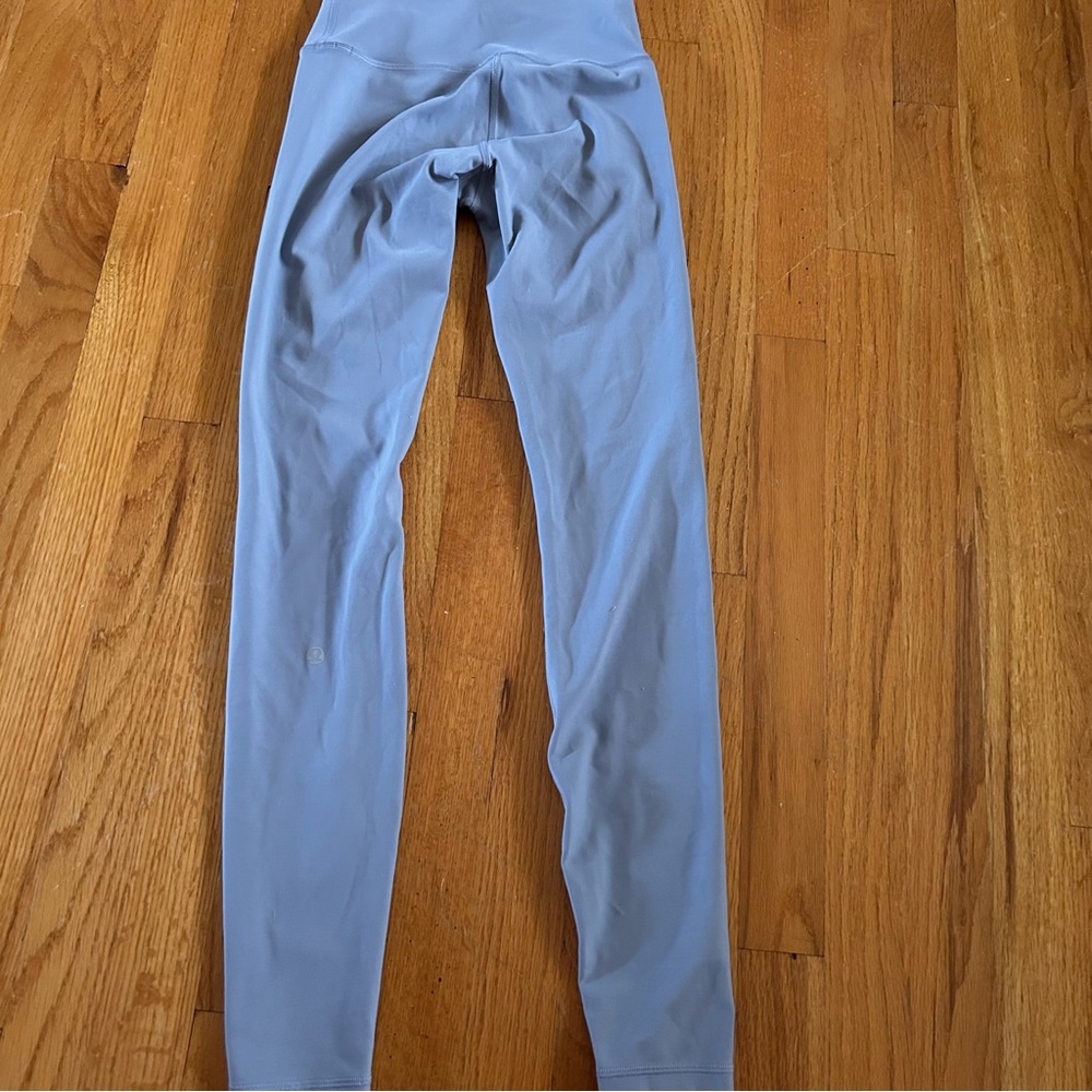 Lululemon Light Blue High-Waisted Leggings - Picture 3 of 8